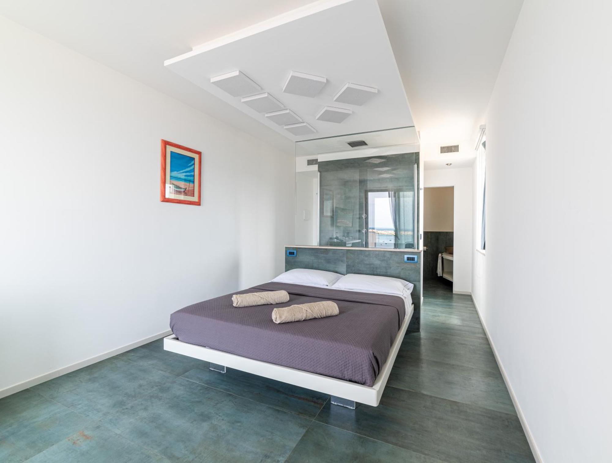 Marina Bay Beach Suites Пескичи Экстерьер фото